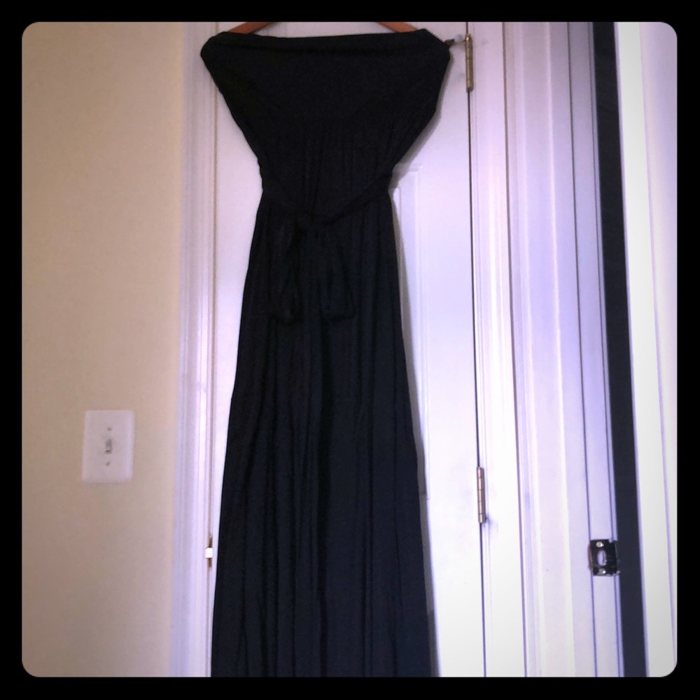 Stunning Isabella Oliver Maternity Gown